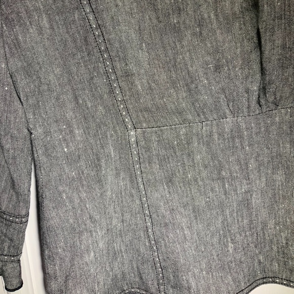 Cute Frilly Jacket - Picture 4 of 6